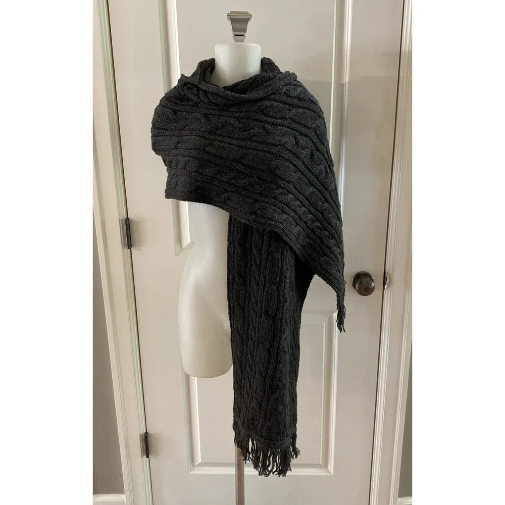 Aran Crafts Hooded Scarf Ireland One Size Gray Merino Wool Cable Knit Fringe